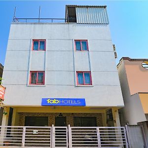 Fabhotel Vrj Residency - 500M From Chennai Trade Center
